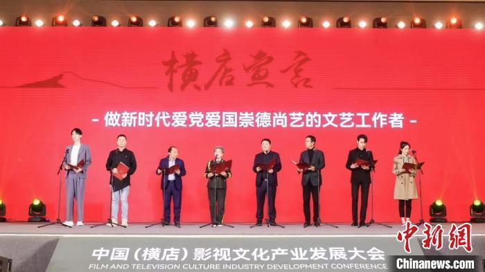 喜欢淡淡、好闻的伪体香香水味，这5款大牌香水闻起来更干净明亮